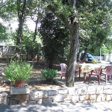 Apartman Dea *