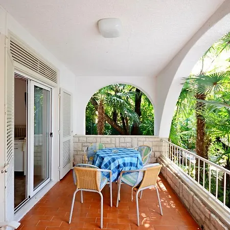 Dea Apartment