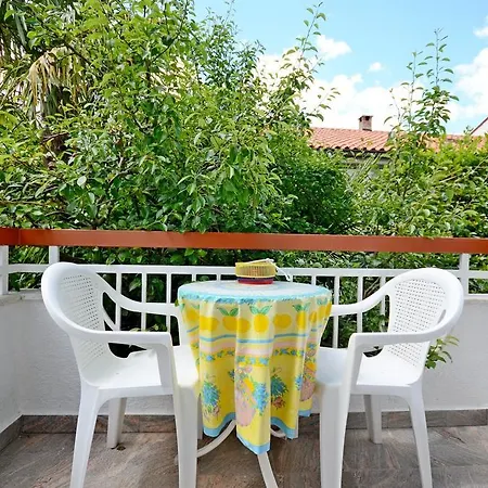 Dea * Porec